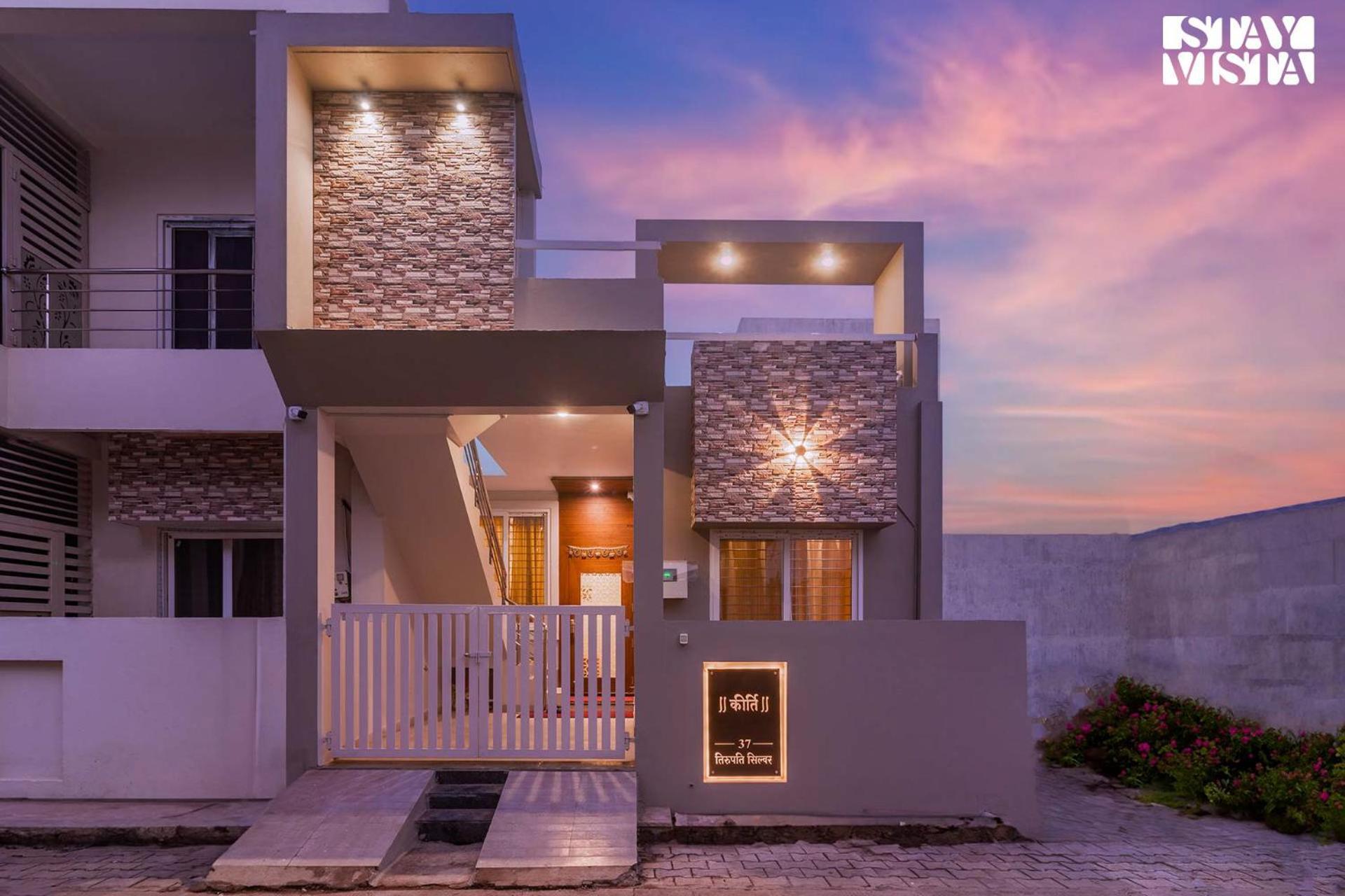 Stayvista'S Villa Orchid - 8 Min Away From Mahakaleshwar 乌贾因 外观 照片